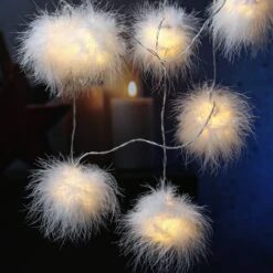 LED Lichterkette Schneebälle Beleuchtet L: 10m In Weiß -BRILLIANT Verkäufe marelida led lichterkette schneeballe beleuchtet l 10m in weiss 3